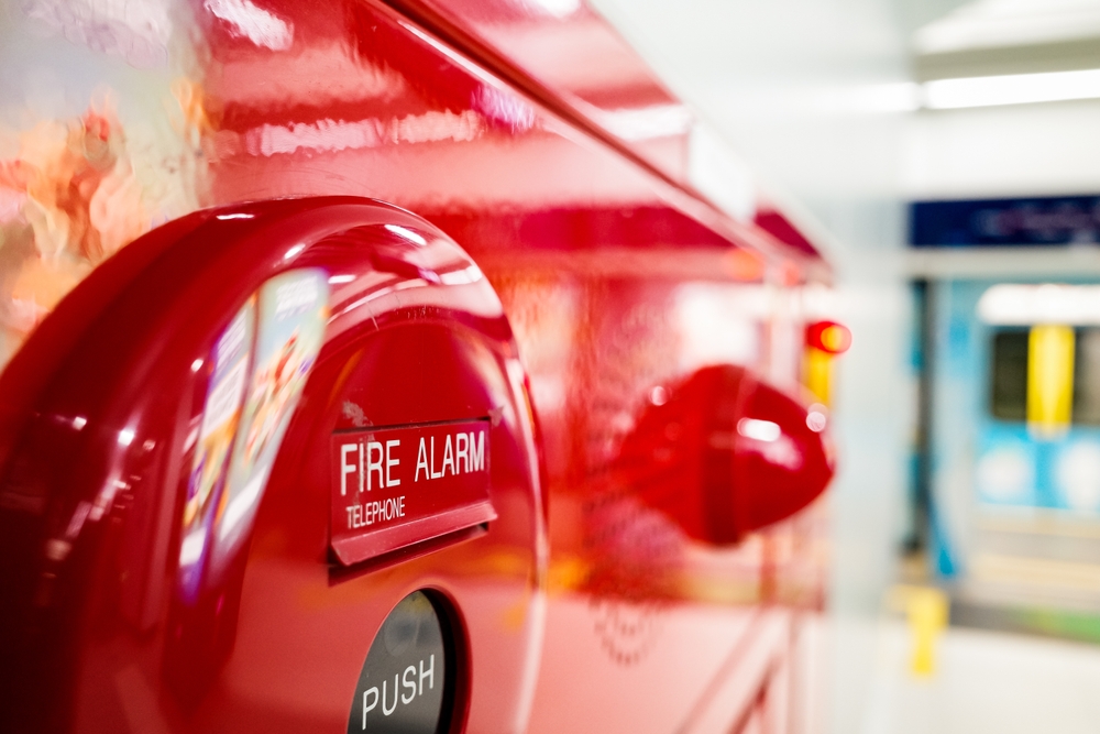 Closeup,of,red,fire,alarm,telephone,box
